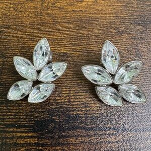 Avon Crystal Earrings 1991 GALA NIGHTS Silver Tone Post Back